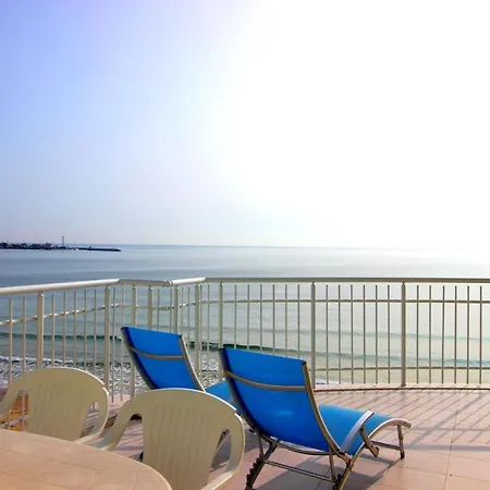 Apartamento Perla First Line *