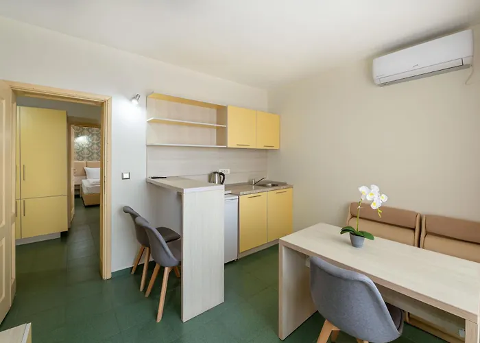 Perla First Line Nessebar